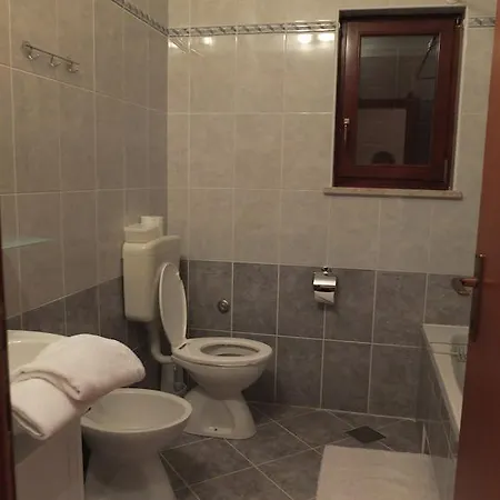בית נופש Holiday Enisa Tar-Vabriga